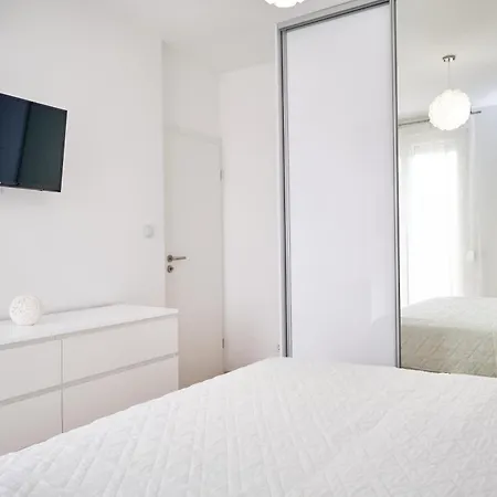 Brand New Split3 Apartment *